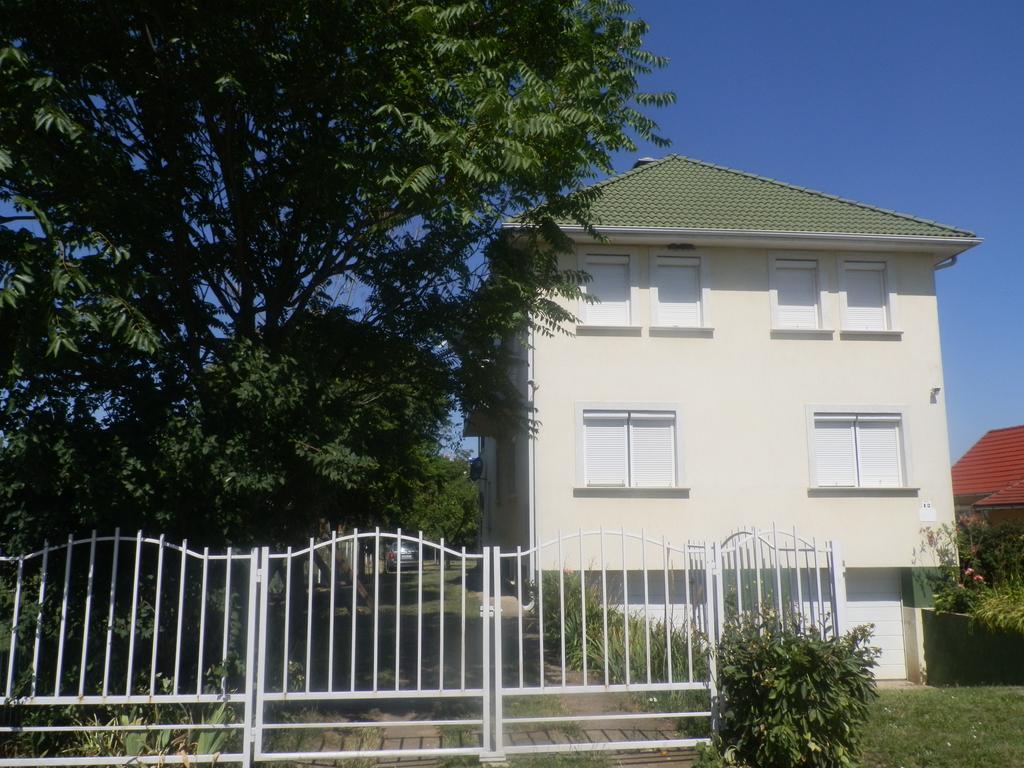 Aquaparti Apartmanok Hajdúszoboszló 外观 照片
