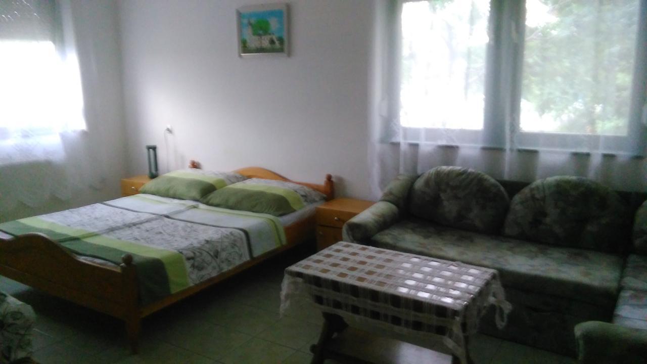 Aquaparti Apartmanok Hajdúszoboszló 外观 照片