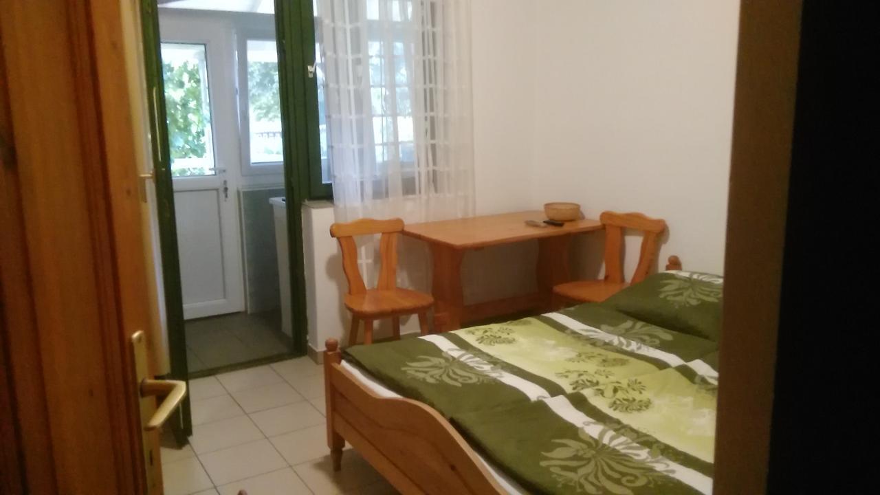 Aquaparti Apartmanok Hajdúszoboszló 外观 照片